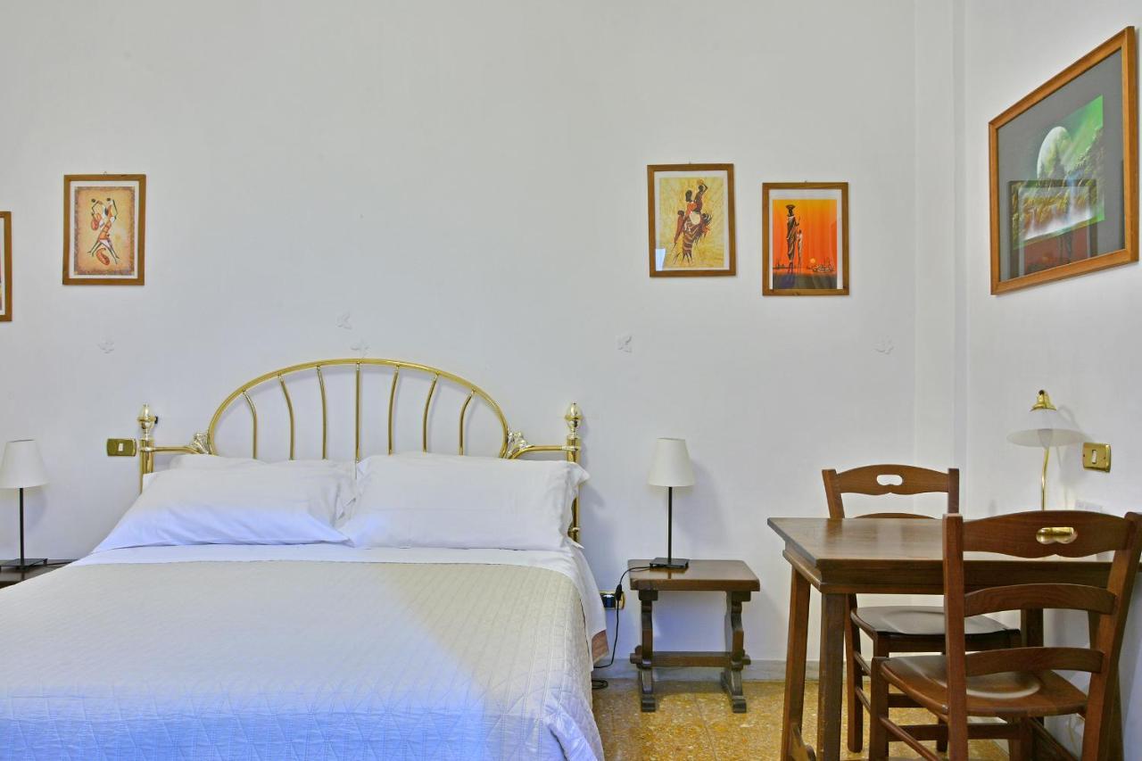 Elion Bed & Breakfast Rome Bagian luar foto