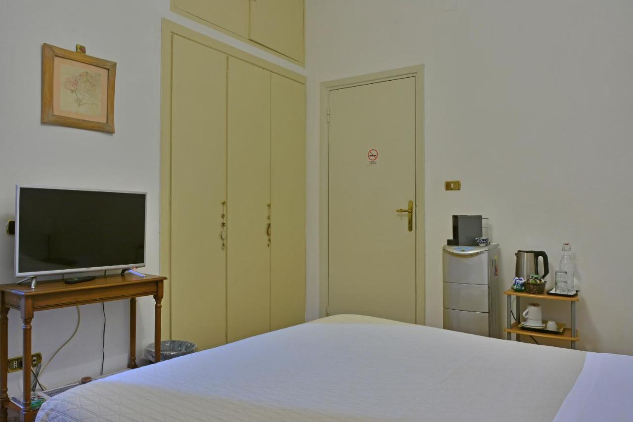 Elion Bed & Breakfast Rome Bagian luar foto